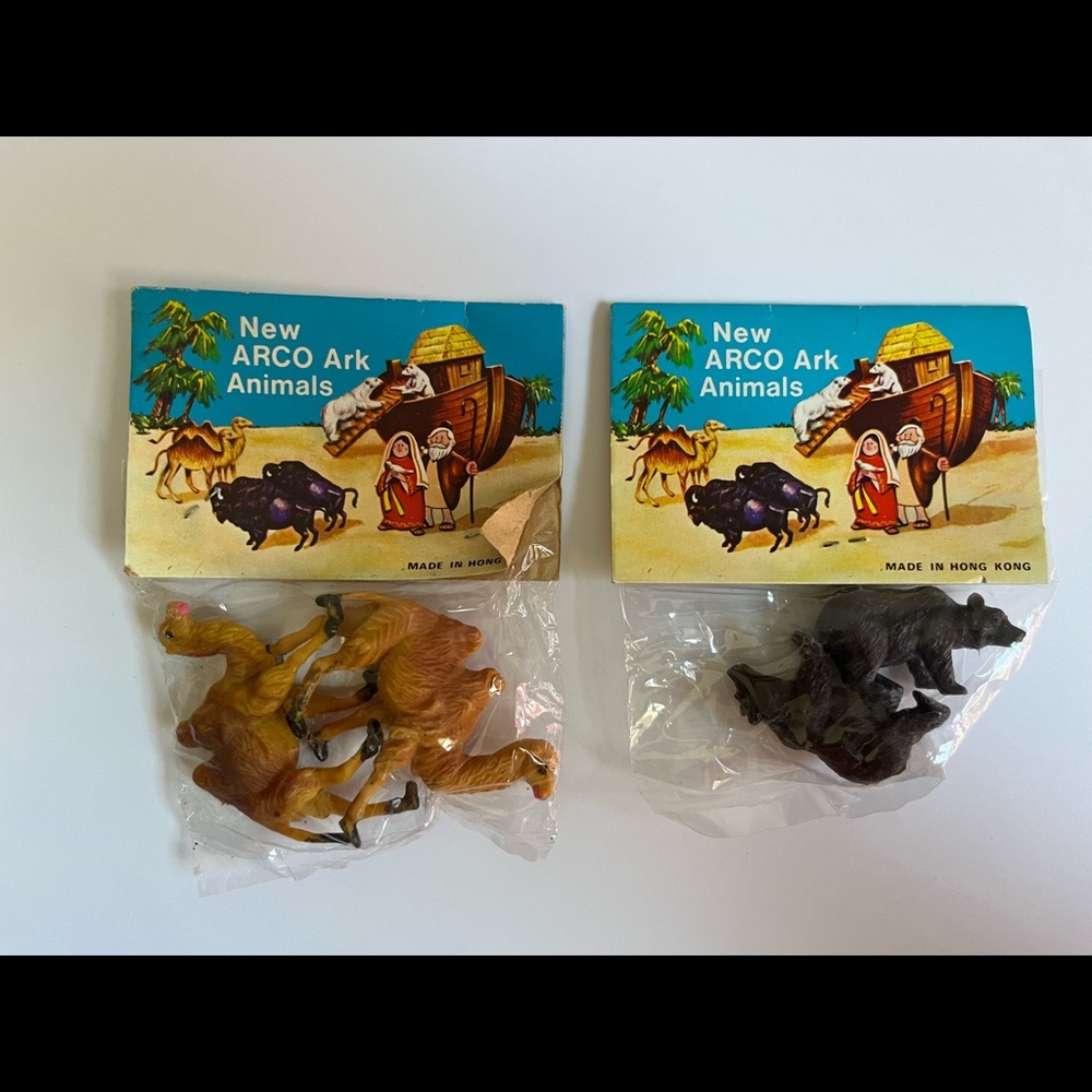 •Vintage ARCO Ark Animals Made in Hong Kong NOS•